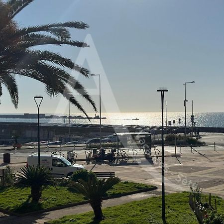1 Chambres, Pkg, A Mi Chemin Entre Plages Et Centre Historique سُت المظهر الخارجي الصورة