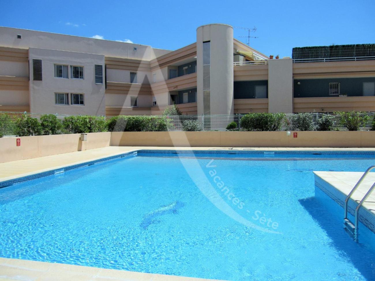 1 Chambres, Pkg, A Mi Chemin Entre Plages Et Centre Historique سُت المظهر الخارجي الصورة
